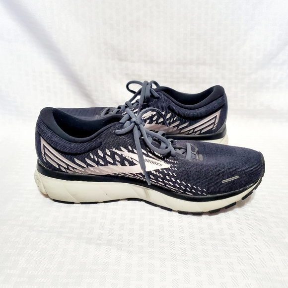 Brooks Ghost 13 Men's Running Shoe Size 12. - Picture 8 of 16